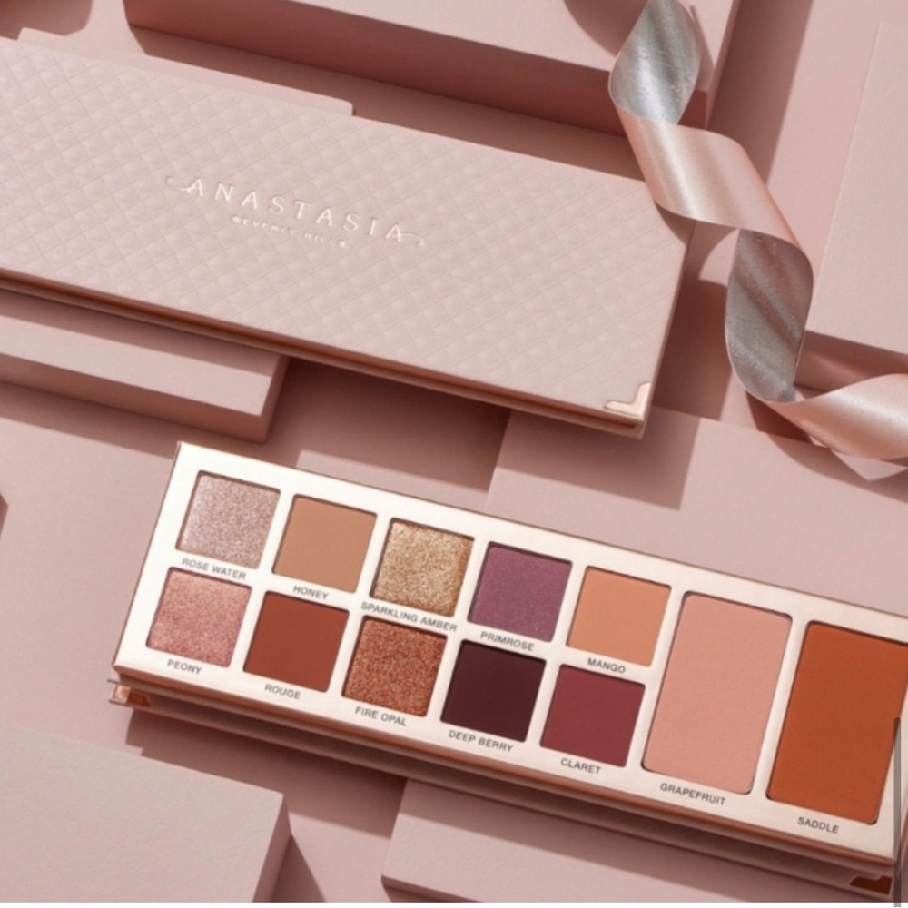 Anastasia Beverly Hills Primrose Pallet NIB